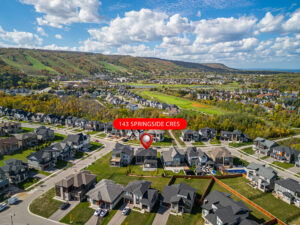 143 Springside Crescent, The Blue Mountains arial with blue mountain village and trail